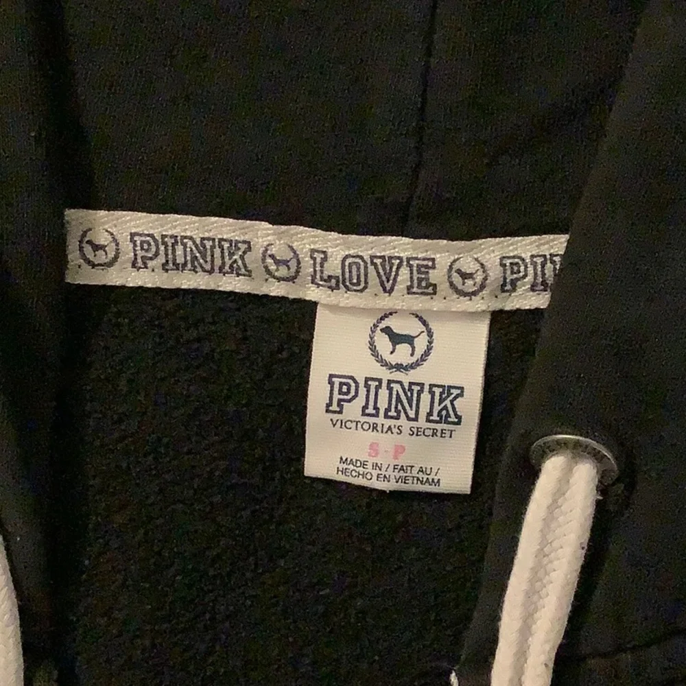 P.I.N.K. BLACK & WHITE ZIP UP JACKET SM. - Picture 3 of 9